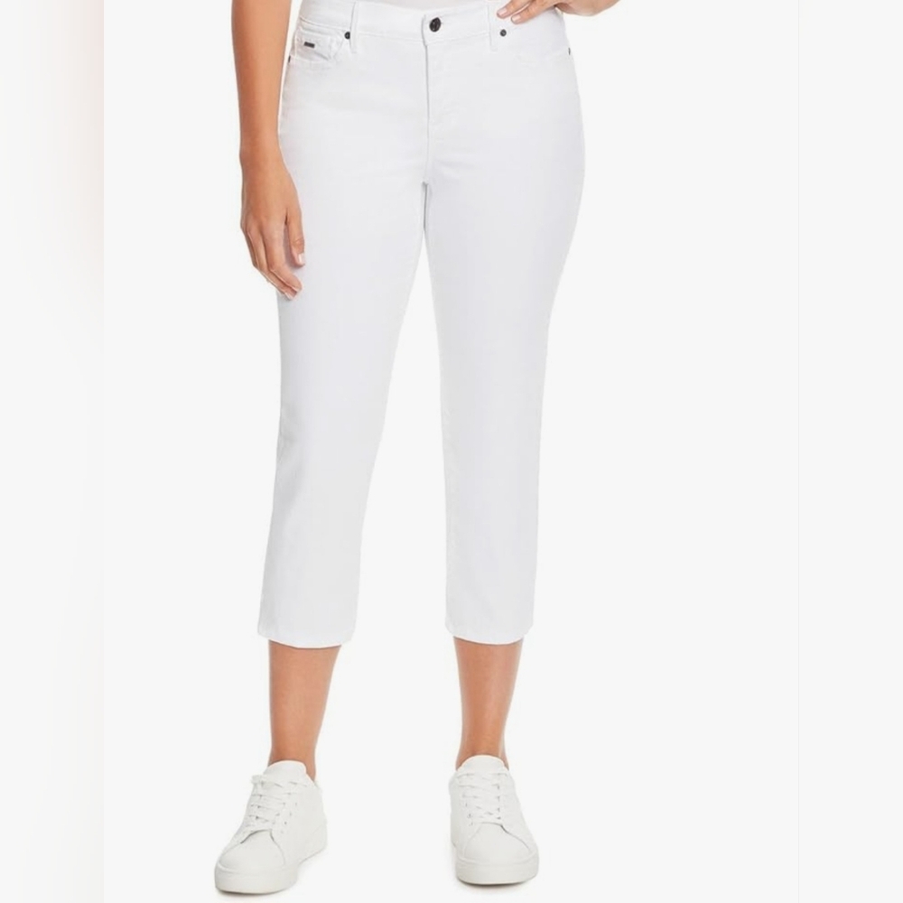 Nine West White Denim Capris -- Size 6